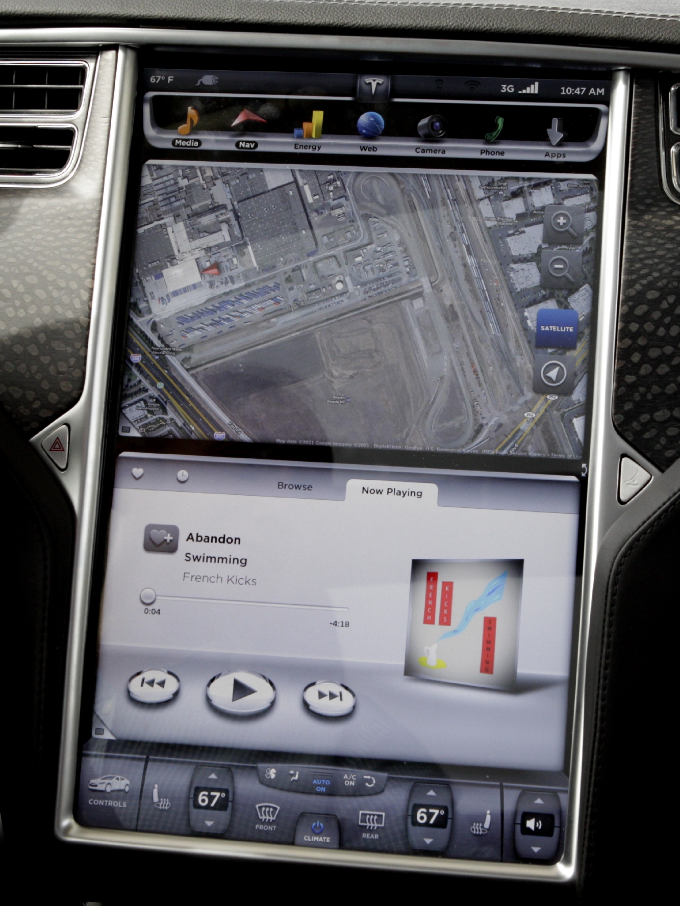 The large touchscreen is visually pleasing, but is it functionally usable?